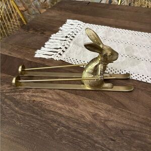 Anthropologie Gold Metal Rabbit Skiing Wine Bottle Holder